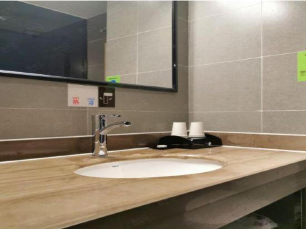T Social Hotel Guangzhou Railway Station Branch Exterior photo